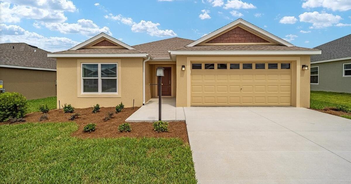 BRAND NEW HOME FOR RENT 3 BEDROOM 2 BATHROOM. for 5100 in Wildwood, FL