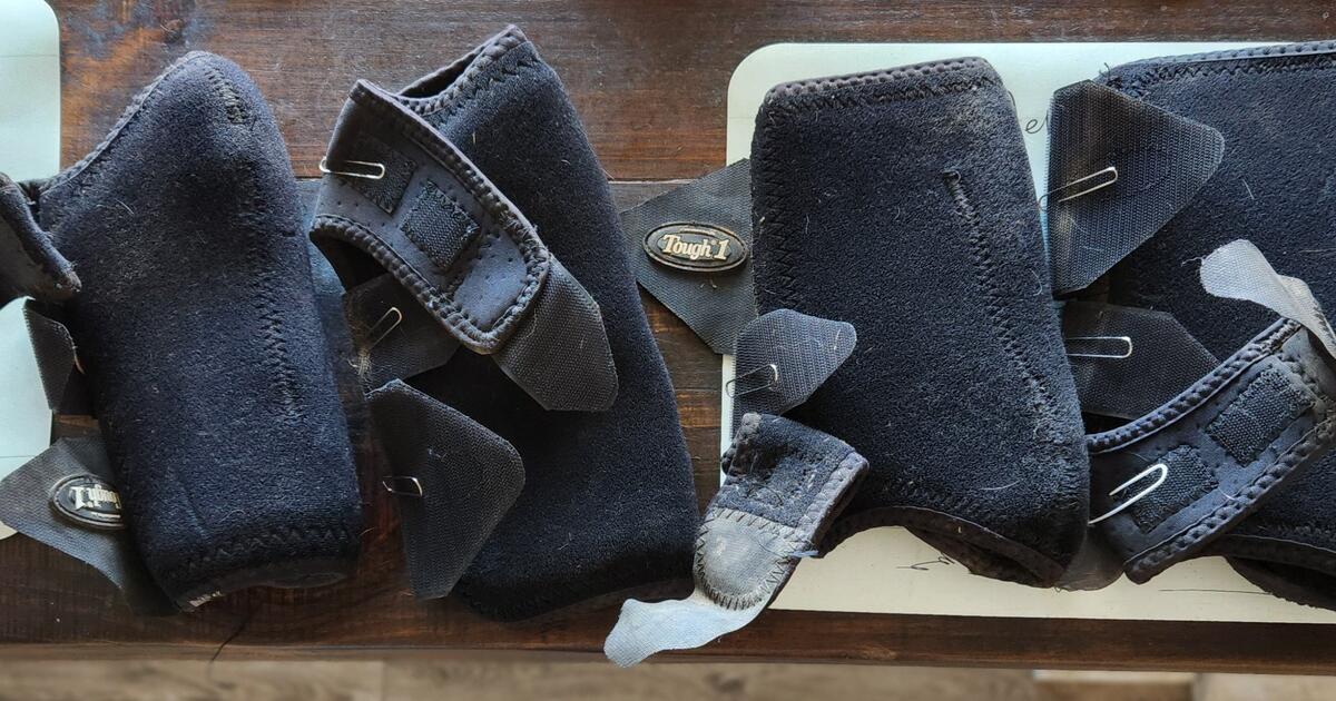 Tough 1 horse leg wraps velcro for free in phoenix az for sale
