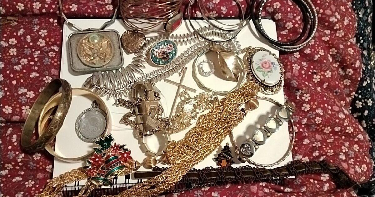 Jewelry for $30 in Seattle, WA | For Sale & Free — Nextdoor