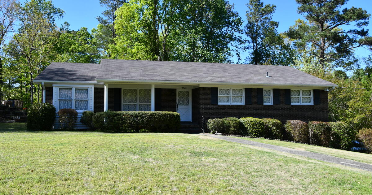 House for Sale by Owner. Indian Valley near Valleydale Rd for 299900