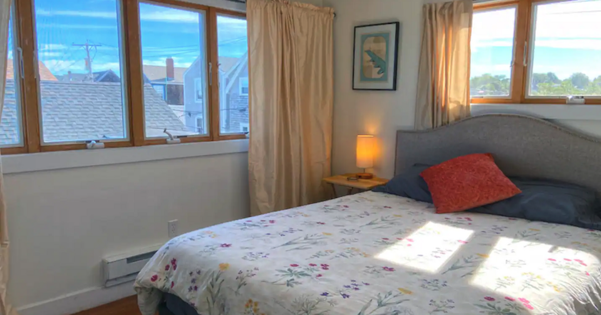 1 Bedroom Apt. Waterfront Winter Rental Rockport for 1800 in Rockport