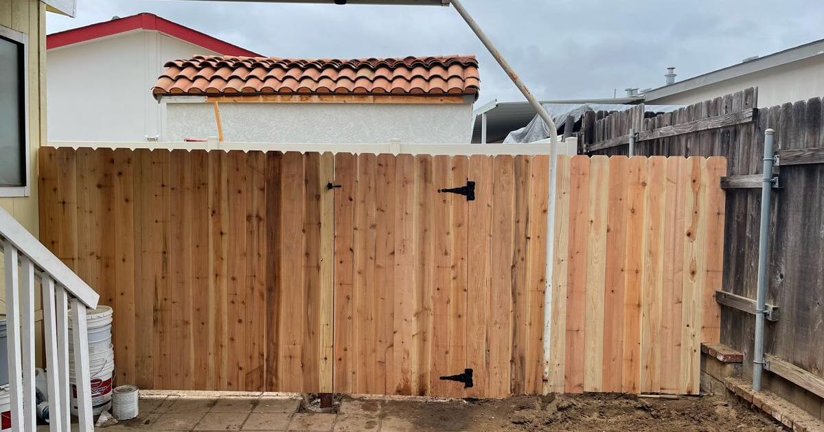 Fence for Free in Carlsbad, CA Finds — Nextdoor