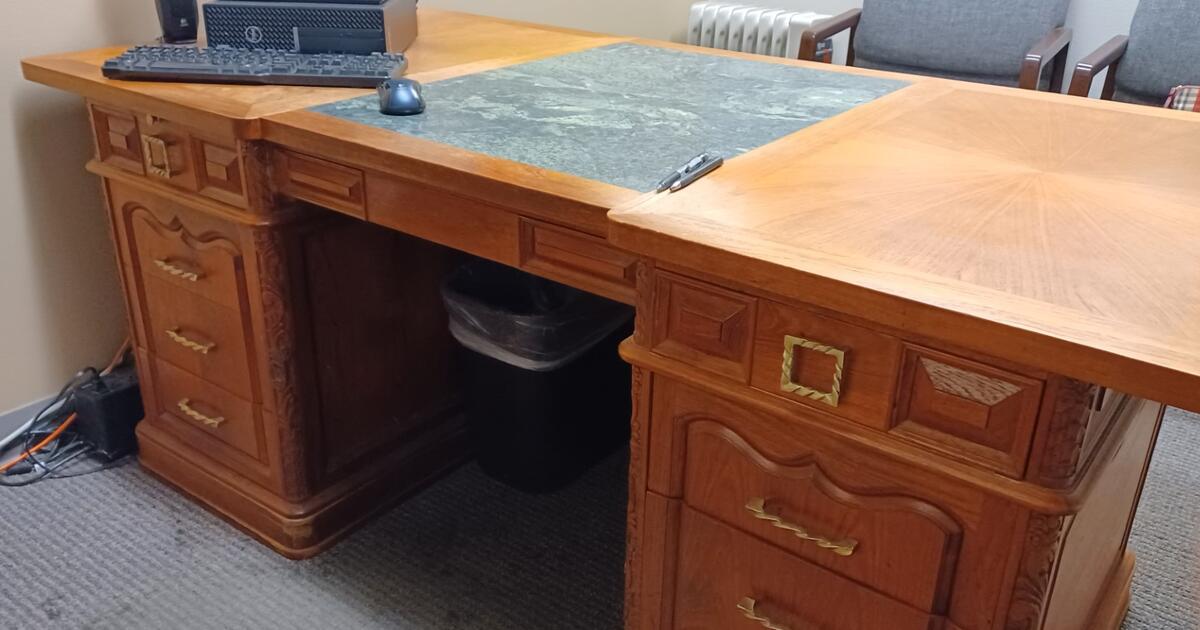 Office desk set for 70 in Redmond, WA For Sale & Free — Nextdoor