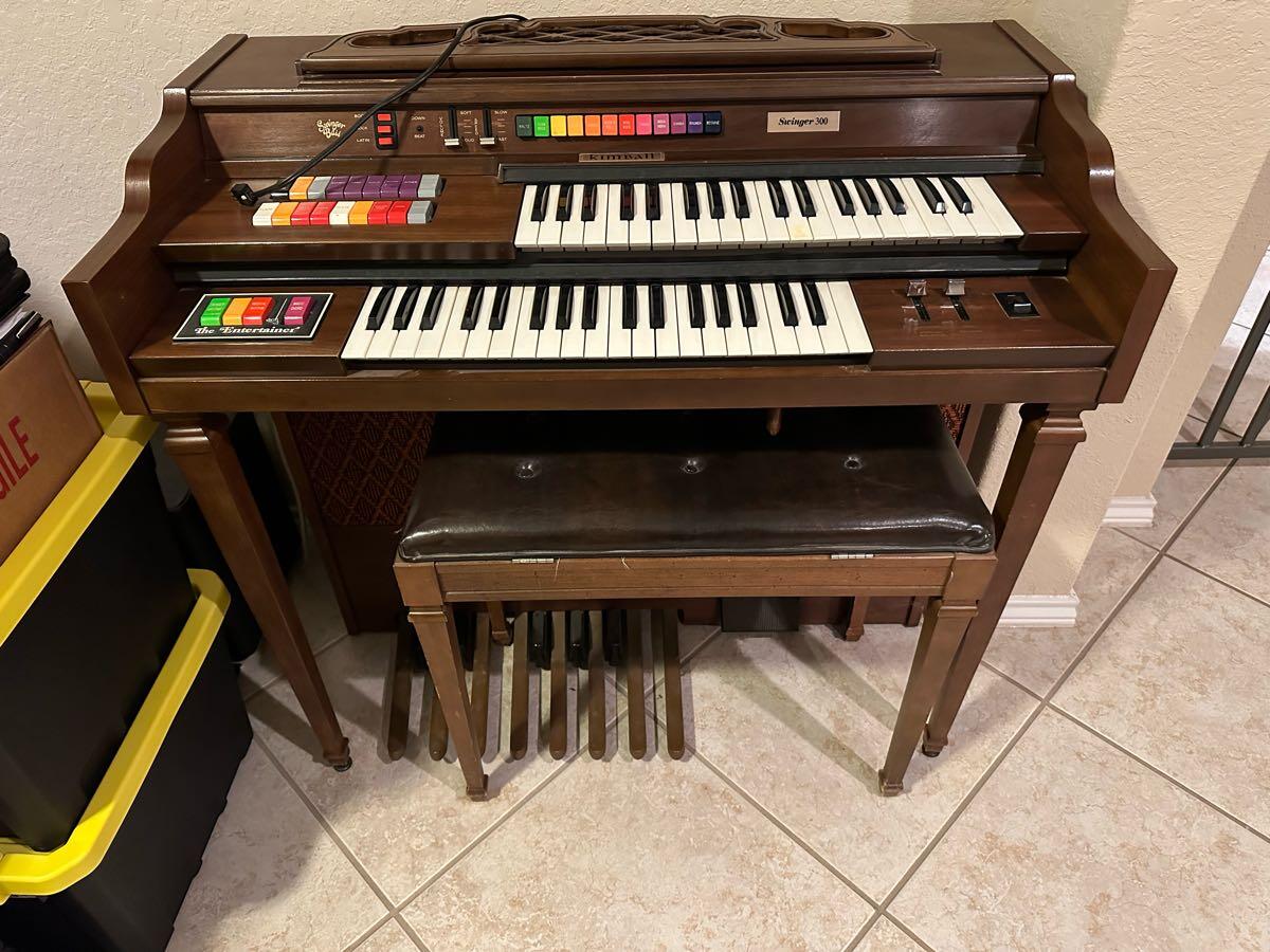 Kimball Swinger Series Organ For $100 In Boerne, TX For Sale and Free — Nextdoor