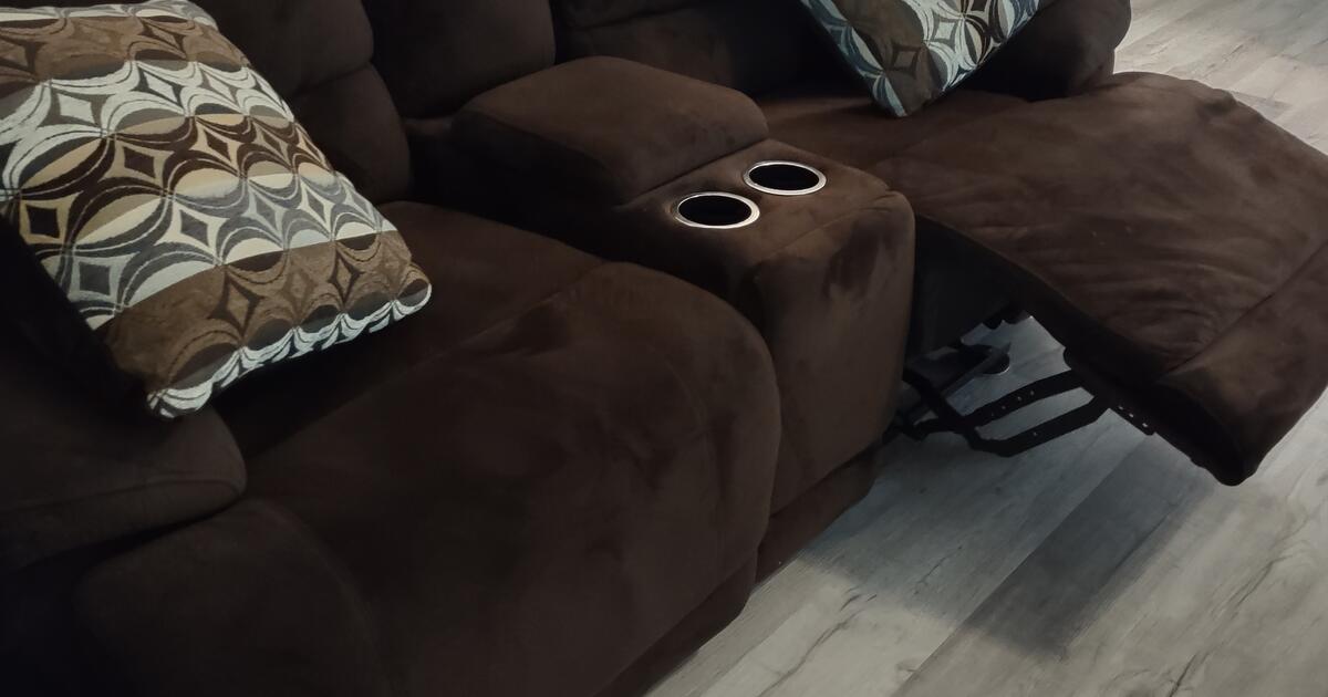 Loveseat w/recliners for 200 in Jacksonville, FL Finds — Nextdoor