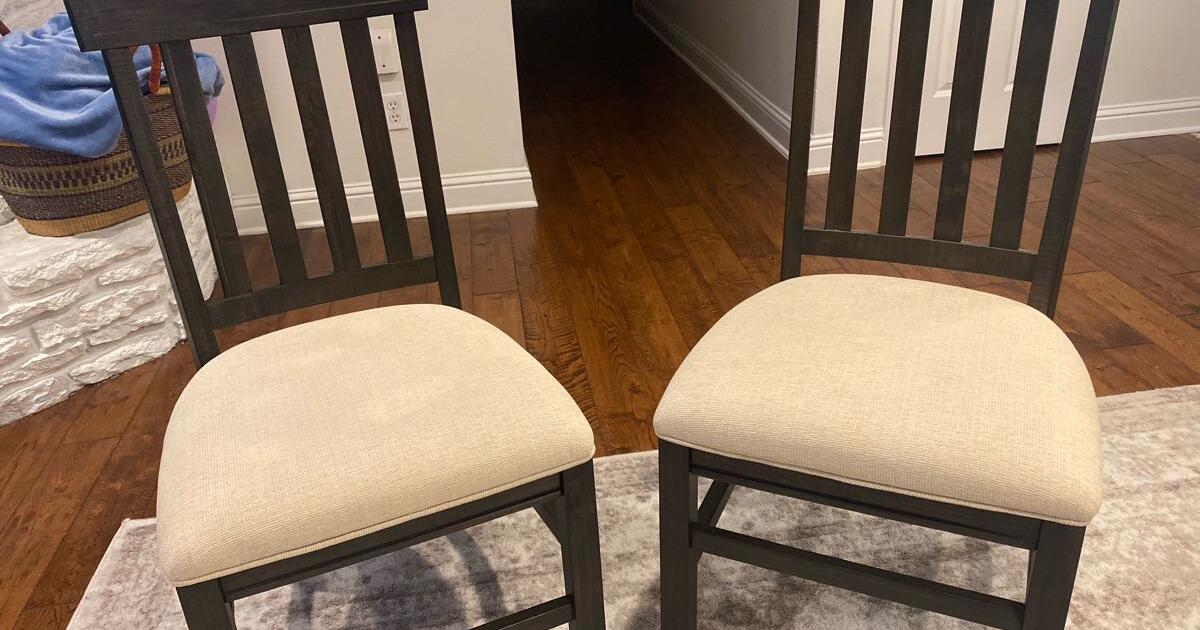Haverty dining chairs for 70 in Austin, TX For Sale & Free — Nextdoor