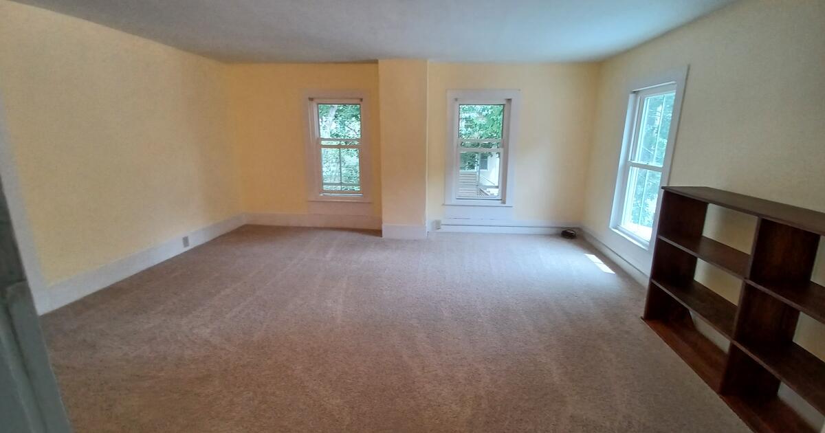 One bedroom apartment for rent downtown Ithaca for 1700 in Ithaca, NY