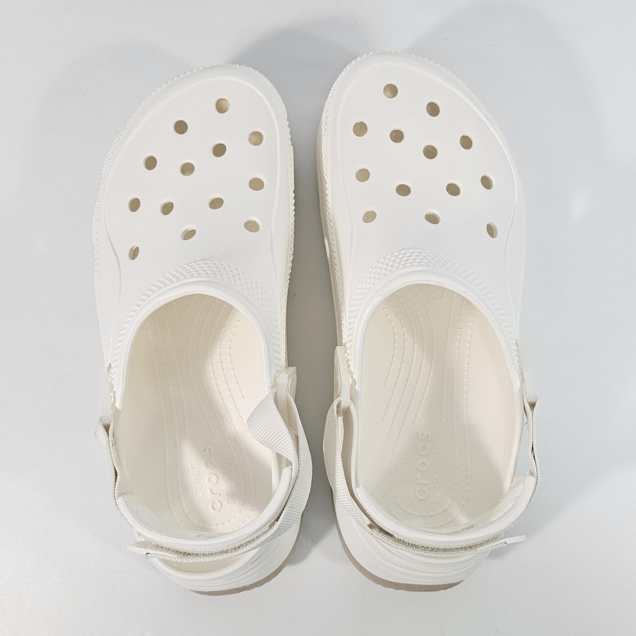 Crocs Hiker Xscape Clog Unisex Slip On Platform S&als White  display picture 3