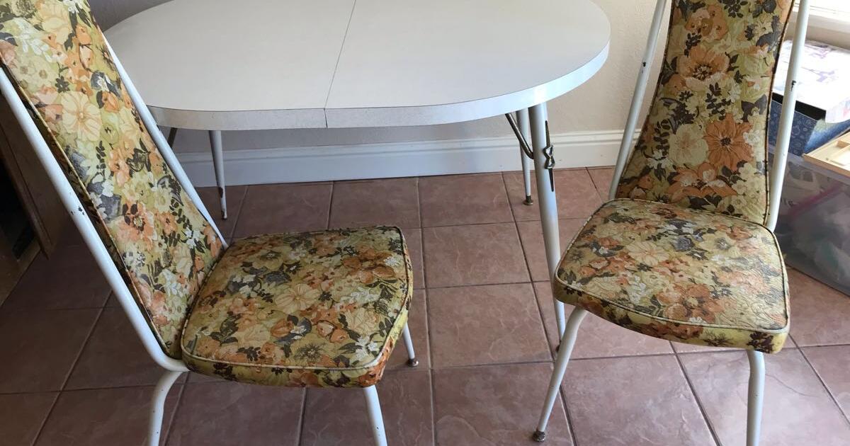 Kitchen table and chairs for 75 in Fairfield, CA Finds — Nextdoor