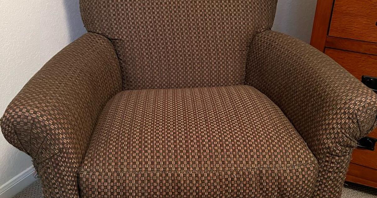 Armchair from Storehouse for 5 in Austin, TX For Sale & Free — Nextdoor