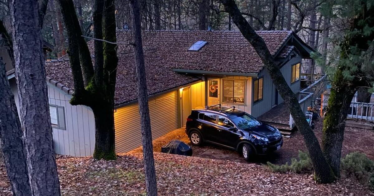 Longterm, furnished rental for 2000 in Groveland, CA For Sale