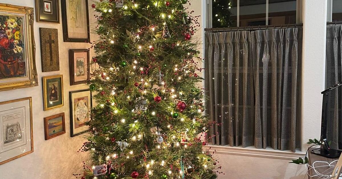 Free Artificial Christmas tree for Free in Granbury, TX For Sale