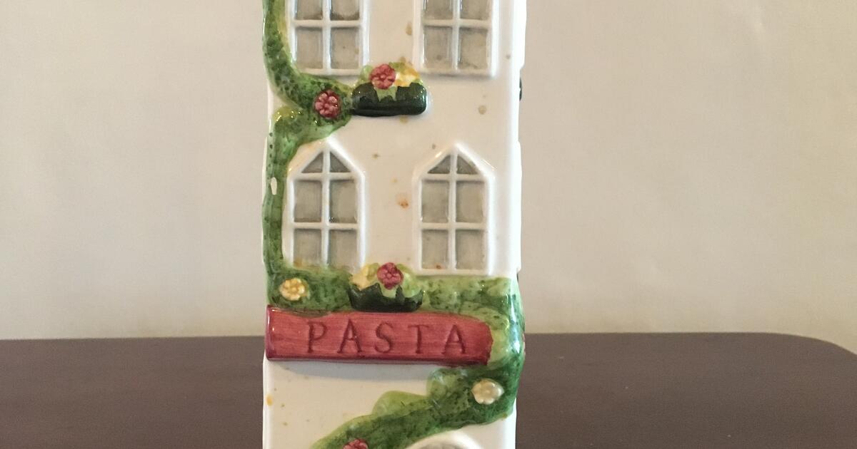 Pasta Holder for 10 in Parker, CO For Sale & Free — Nextdoor