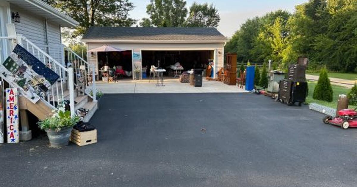Garage Sale in Rockford, IL Finds — Nextdoor