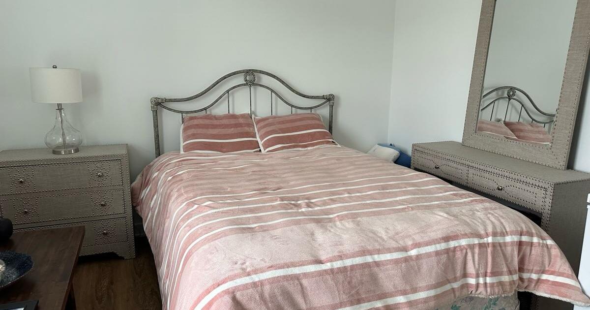 Bedroom furniture for Free in Lewes, DE For Sale & Free — Nextdoor
