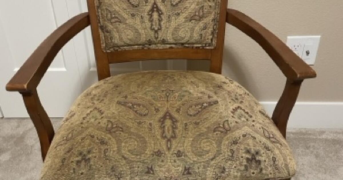 Chairs for 50 in The Villages, FL For Sale & Free — Nextdoor