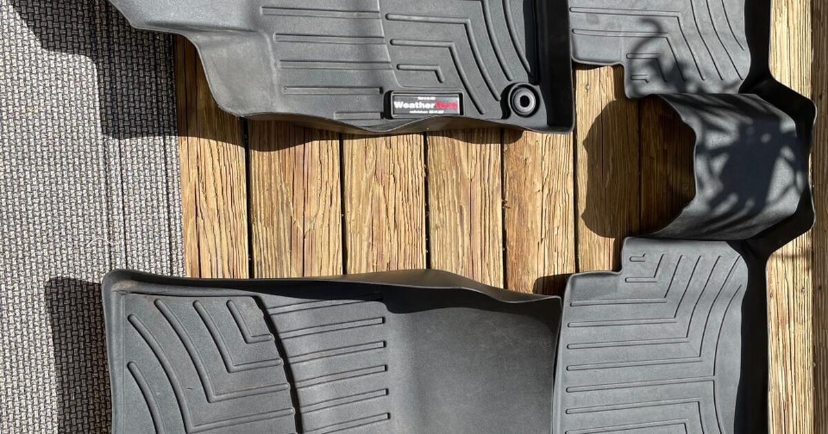 WeatherTech Floor Mats Subaru Outback/Legacy 20102014 for 30 in