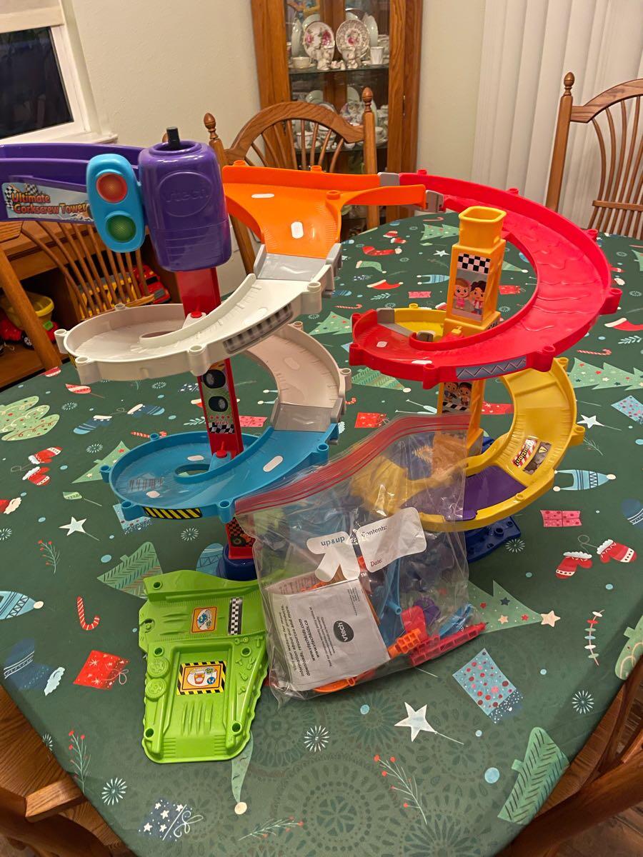 American Girl vs. Barbie is classic schoolyard drama of wholesome vs.  popular – Twin Cities, image size:900x1200