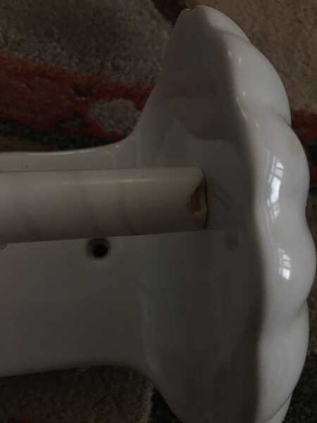 Ceramic shell shop toilet roll holder