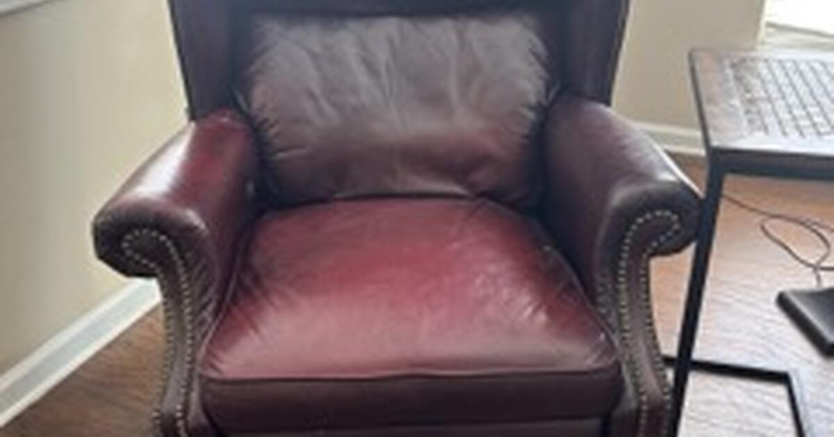 Used Leather recliner for 20 in Raleigh, NC Finds — Nextdoor