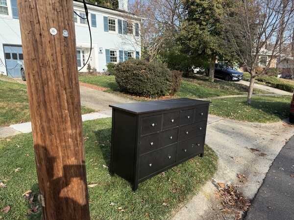 FREE Curbside: HEMNES 8-drawer Dresser, Black-brown, 63x37 3/4 " For Free In Bethesda, MD | For Sale & Free Nextdoor FREE Curbside: HEMNES 8-drawer Dresser, Black-brown, 63x37 3/4 " For Free In Bethesda, MD | For Sale & Free Nextdoor