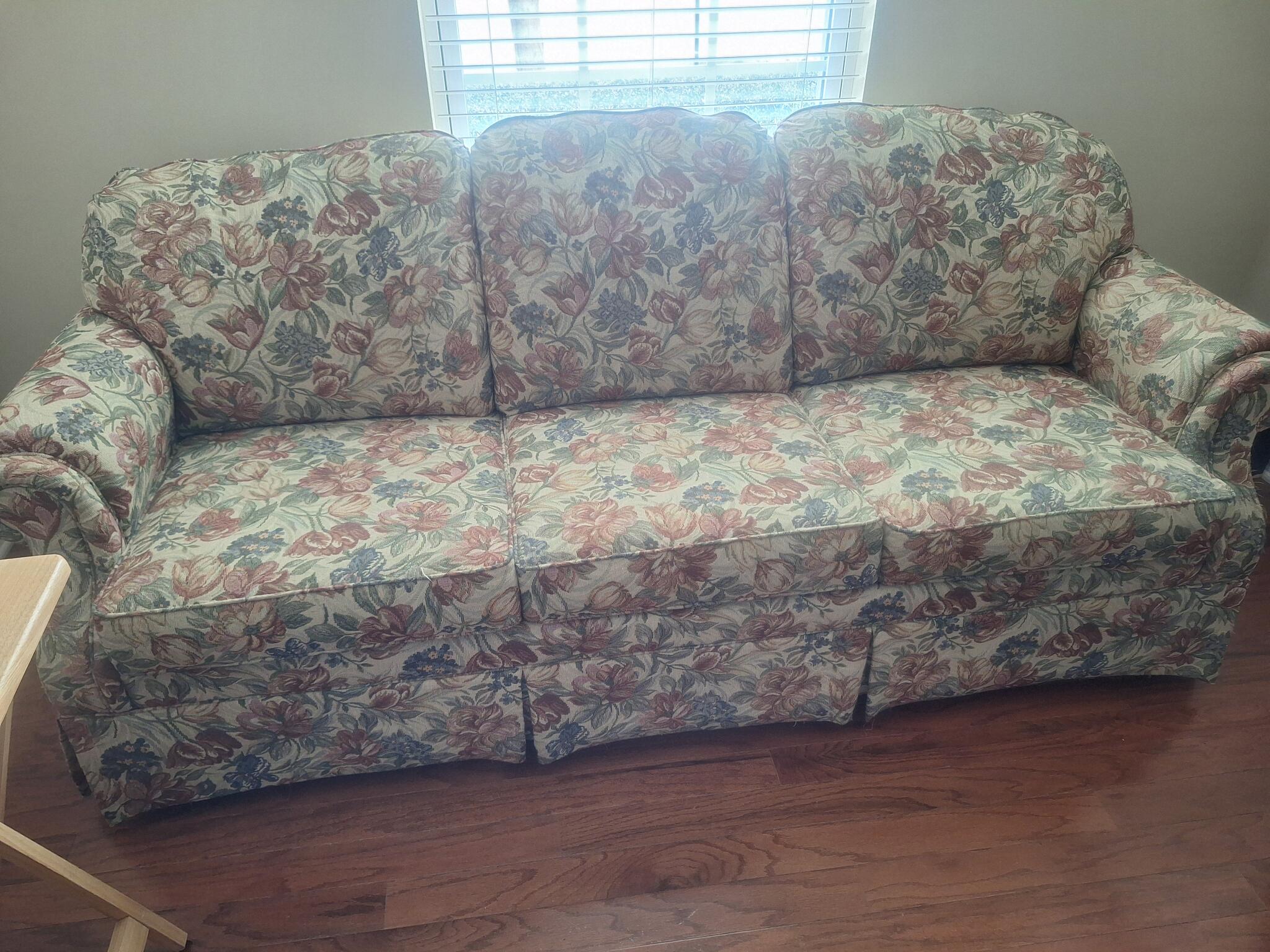 Lazy BOY Queen  Sleeper Sofa