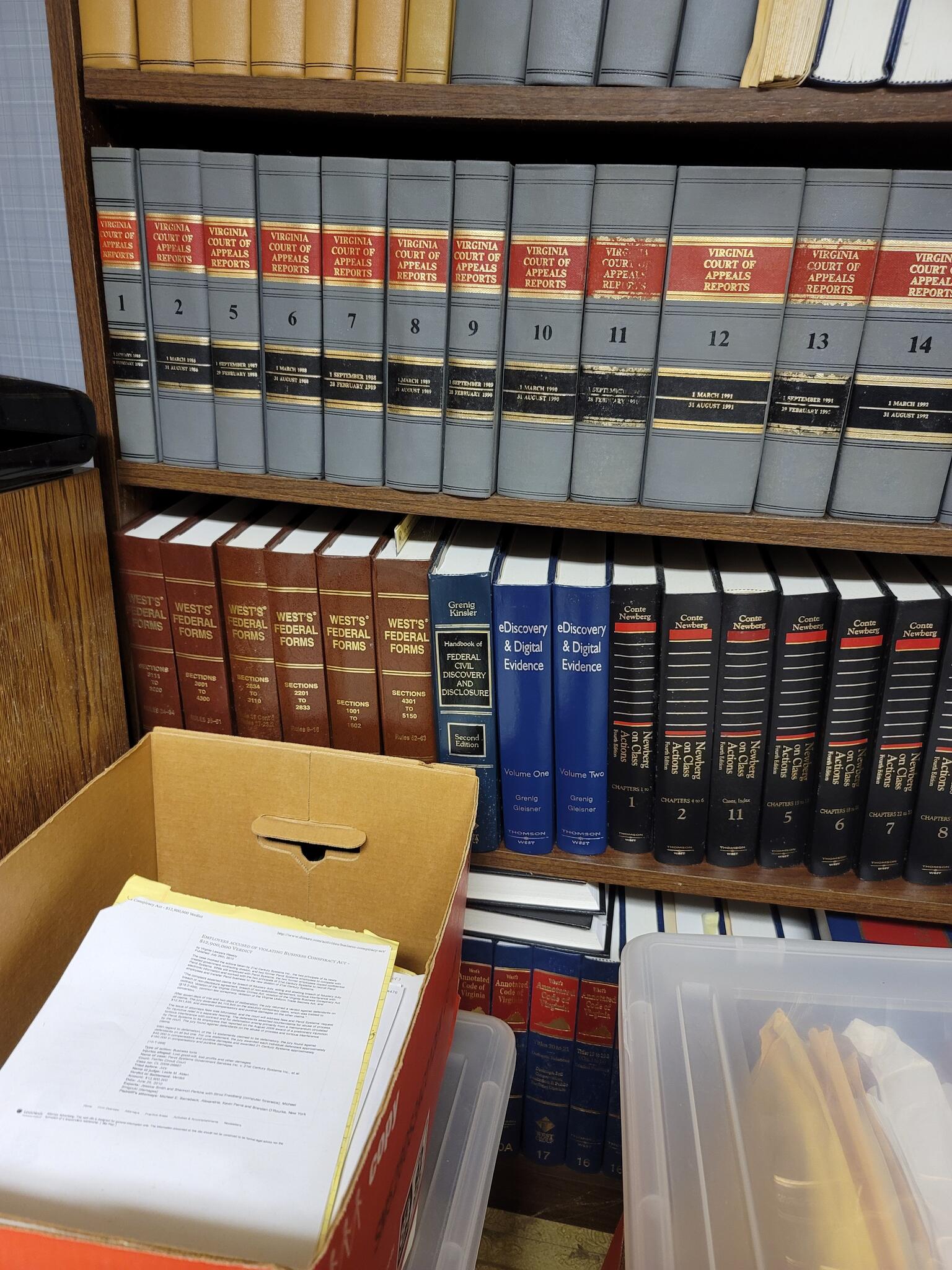 LAW LIBRARY About 300 Books For 4000 In Alexandria VA For Sale 