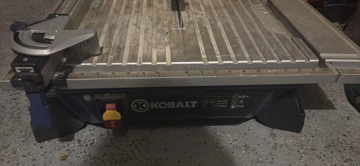 Kobalt 7-in Wet Tile Saw