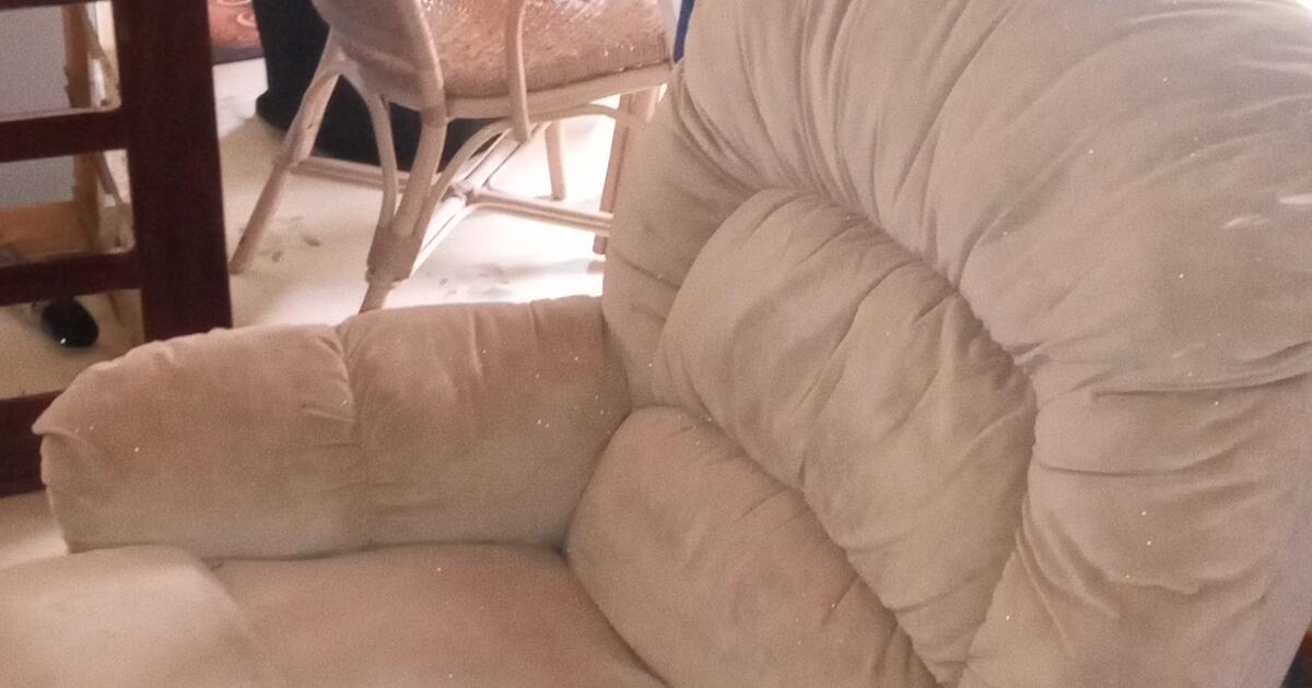 recliner lazyboy for 100 in Louisville, KY Finds — Nextdoor