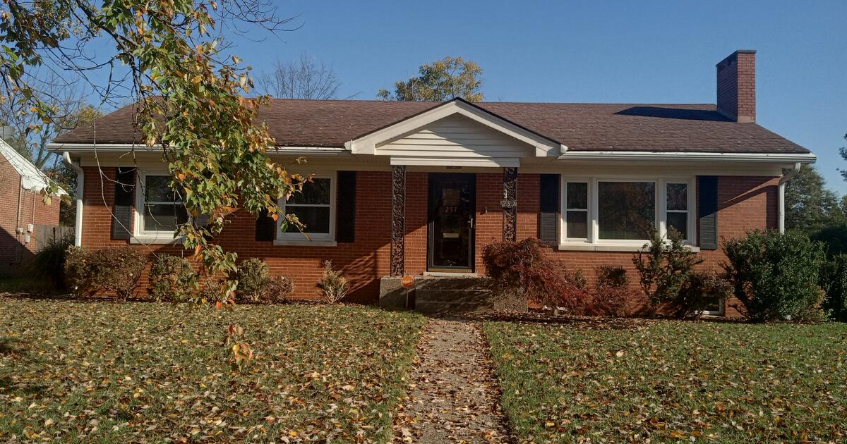 House For Sale For 500000 In Lexington KY For Sale Free Nextdoor   879e73ae6d6e575cb8d6a2ac29f55a26 .crop1200x630 