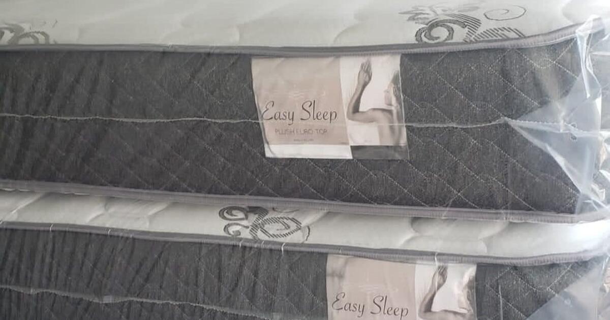 GREAT SALE QUEEN PLUSH MATTRESS WITH FREE BOX SPRING for 219 in North