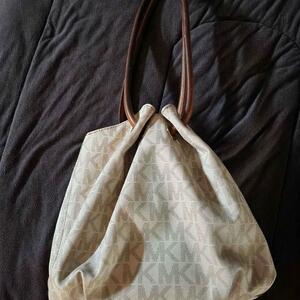 Michael Kors Hand Bag