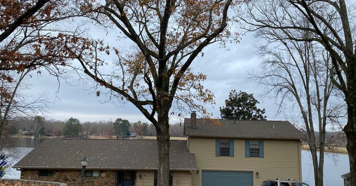 Lakefront House for Sale by Owner for 450000 in Nesbit, MS For Sale