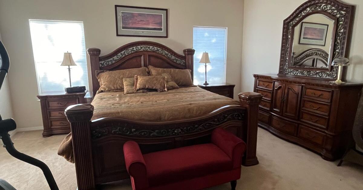 Moving Sale Furniture in Albuquerque, NM For Sale & Free — Nextdoor