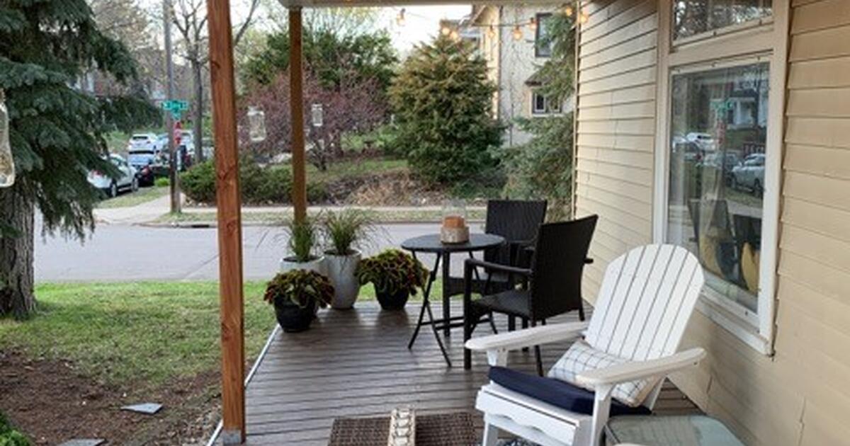 Large 1 bedroom apartment + garage (uptown) for 1150 in Minneapolis, MN For Sale & Free