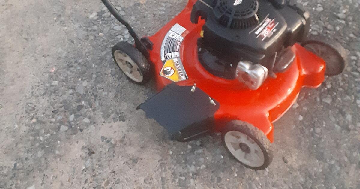 Yard Machines 20 inch Push Mower 2020 Model for 50 in Maumelle, AR