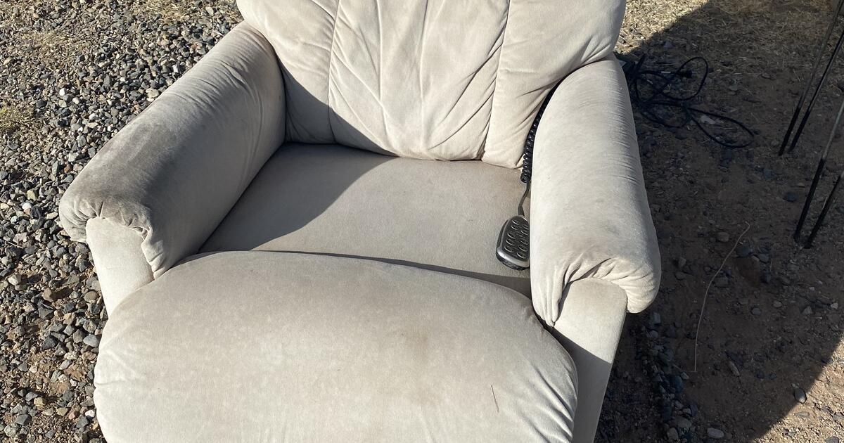 Lazyboy for 25 in Camp Verde, AZ For Sale & Free — Nextdoor