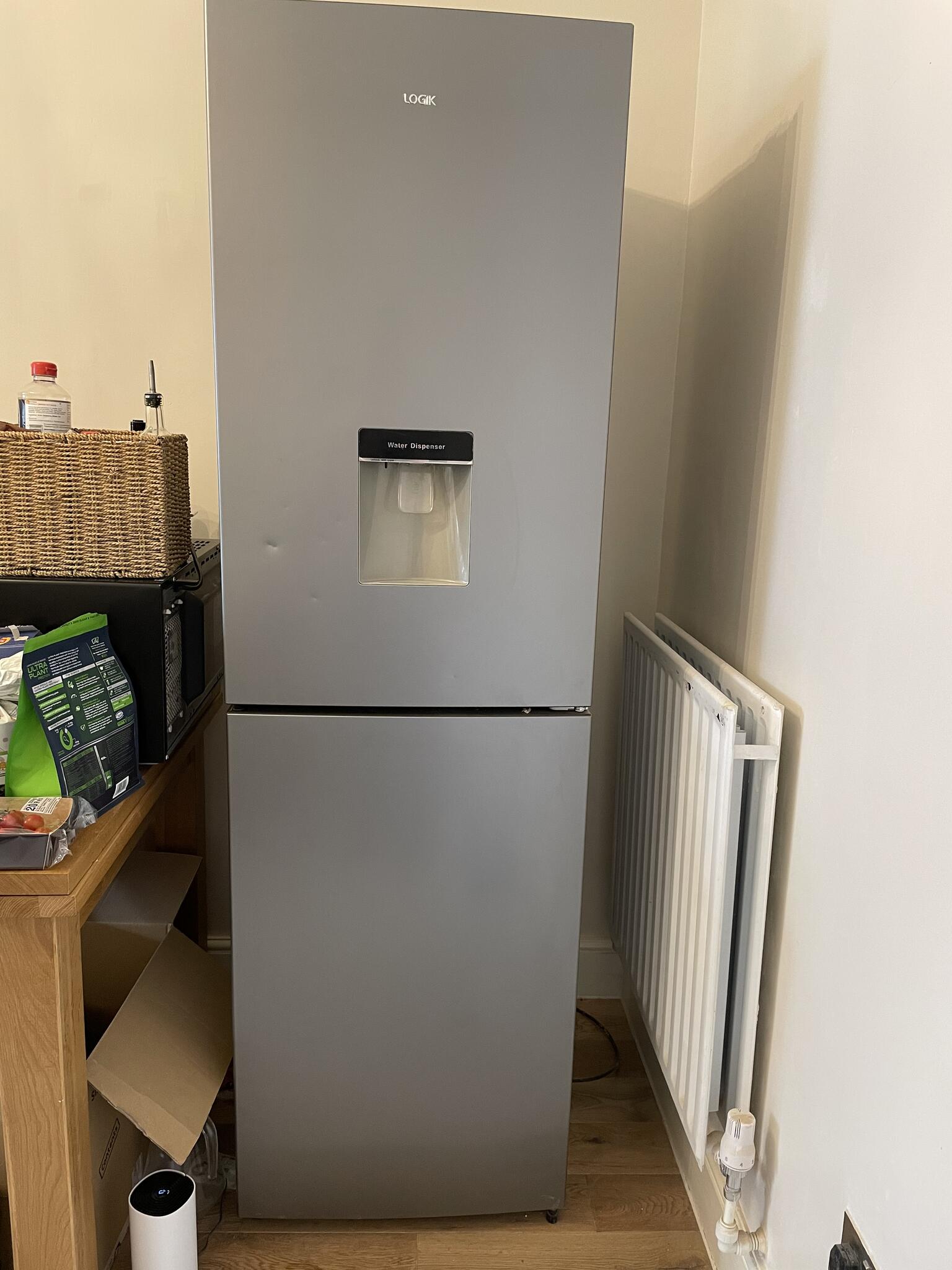 logik fridge freezer not working