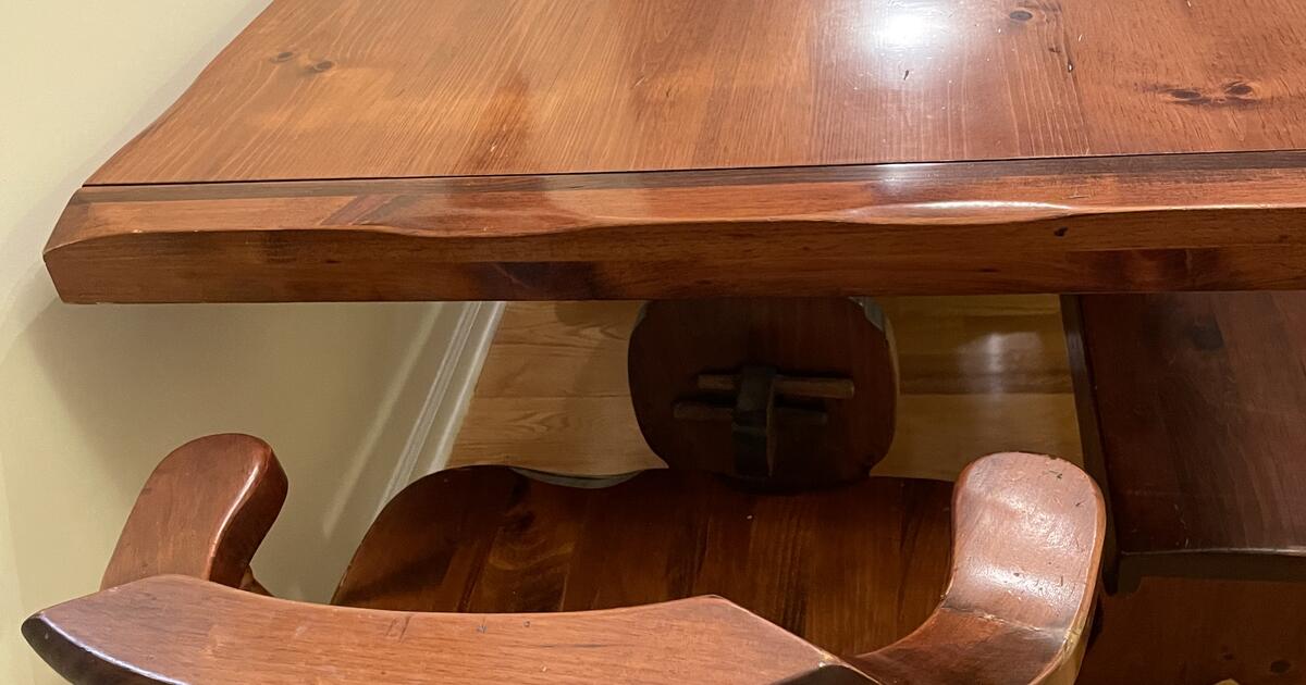 Honey pine dining table for 250 in Monroe, NY Finds — Nextdoor