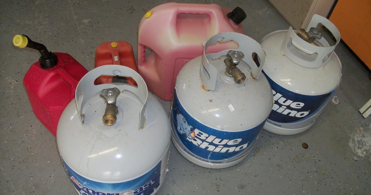 Group of propane tanks and gas containers all empty for 30 in Ocala