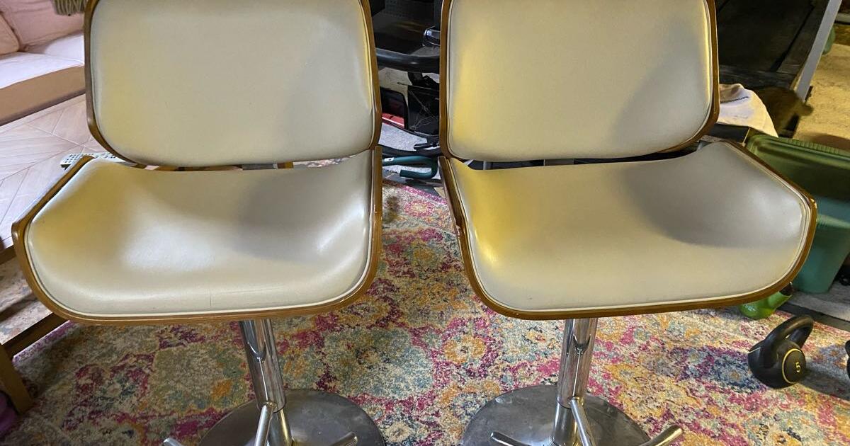 Pair of barstools, baby. for 150 in Ewing, NJ For Sale & Free — Nextdoor