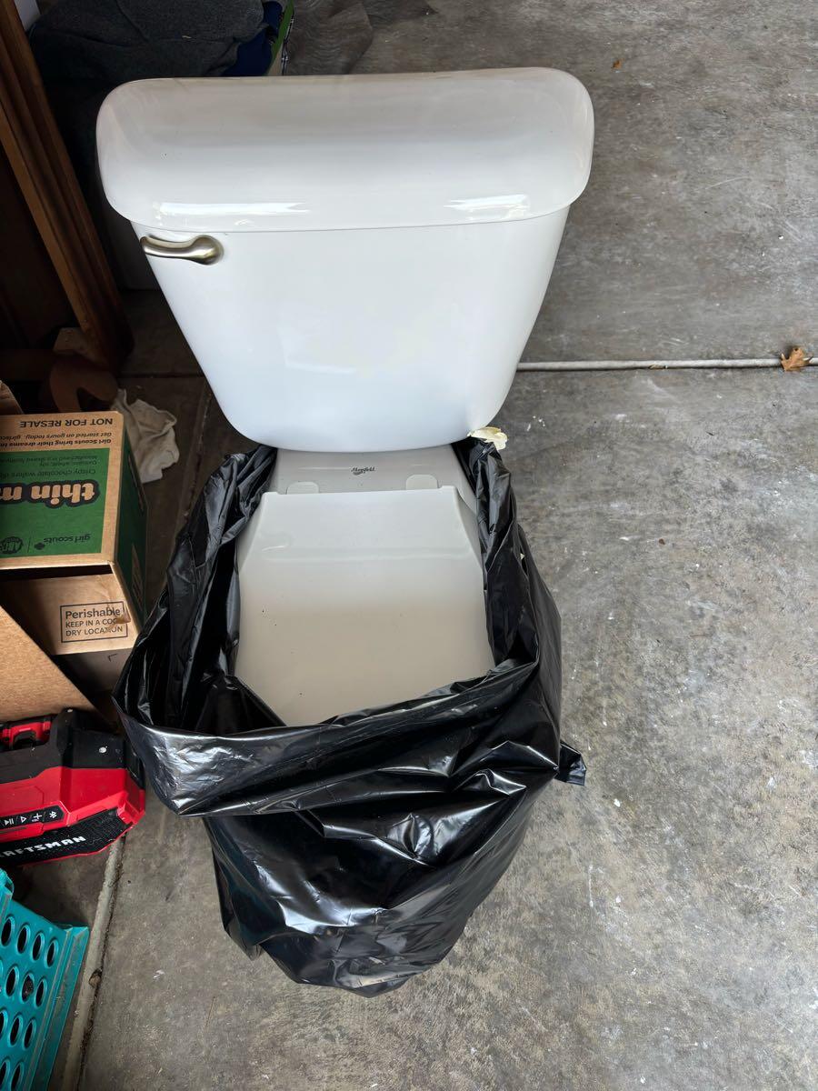 Free toilet