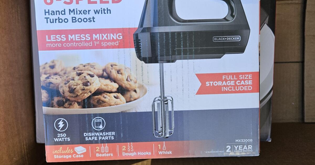 Brand new Black+Decker Hand Mixer with Turbo Boost for 25 in Chapel