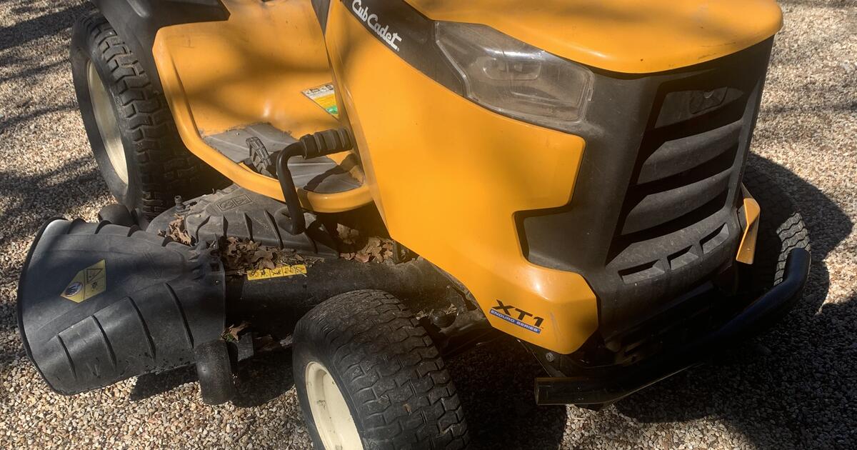 Riding Lawn mower for 1150 in Granbury, TX For Sale & Free — Nextdoor