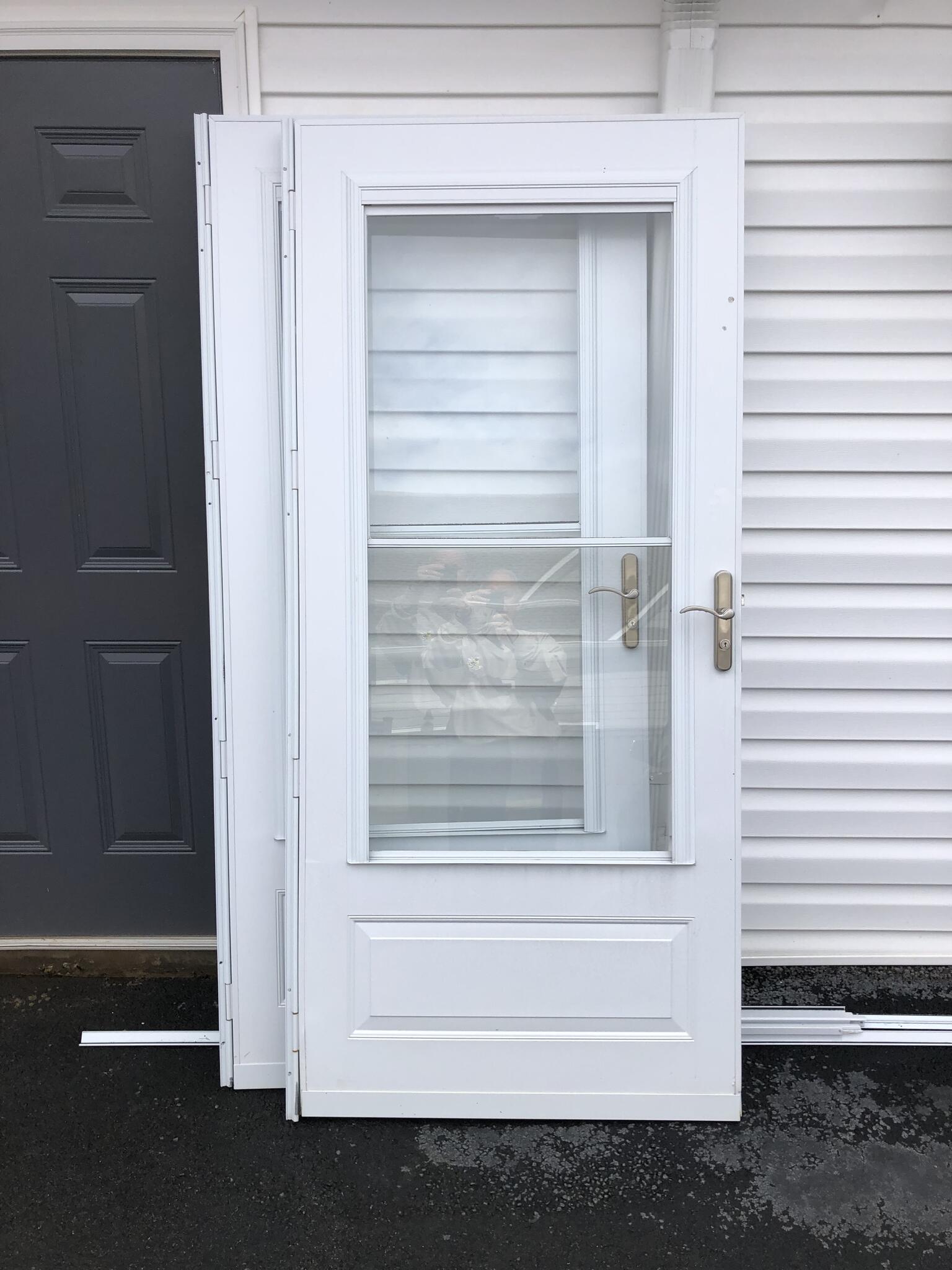 Storm doors for 75 in Eatonton, GA For Sale & Free — Nextdoor