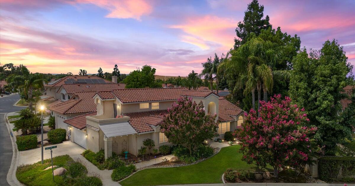 Rio Bravo house FOR RENT for 2850 in Bakersfield, CA For Sale & Free