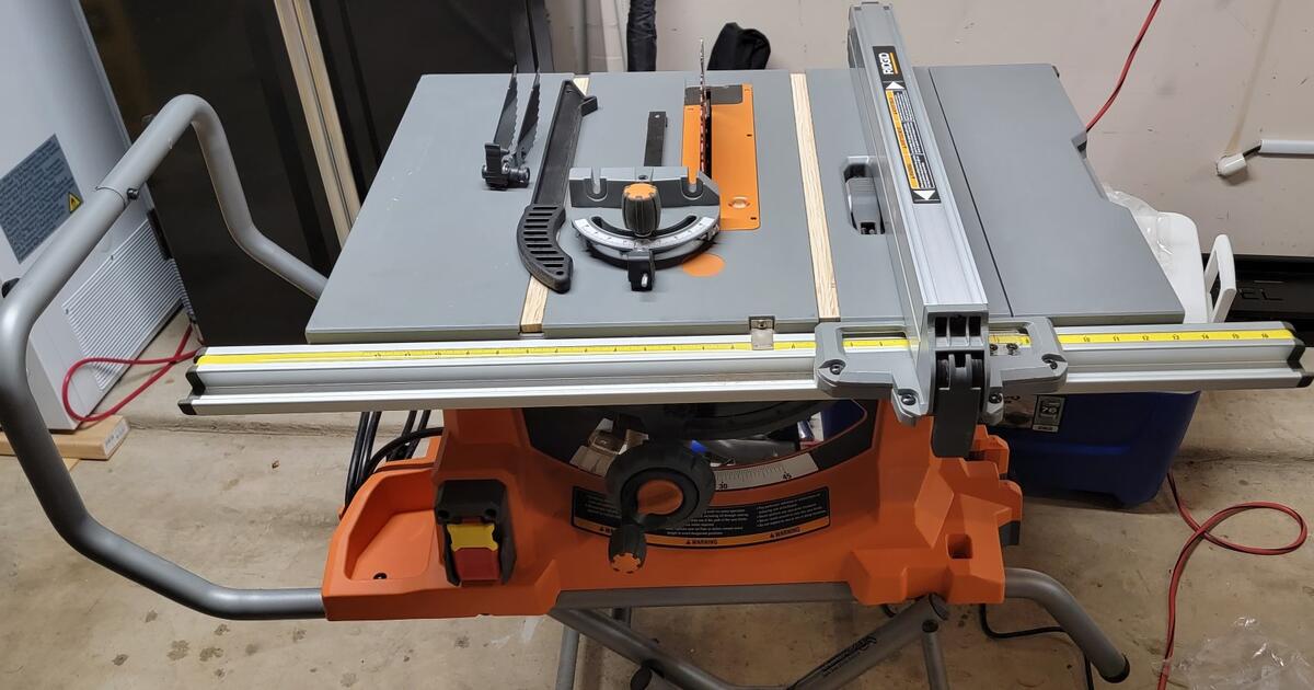 Ridgid tablesaw R4513 for 210 in Richardson, TX For Sale & Free