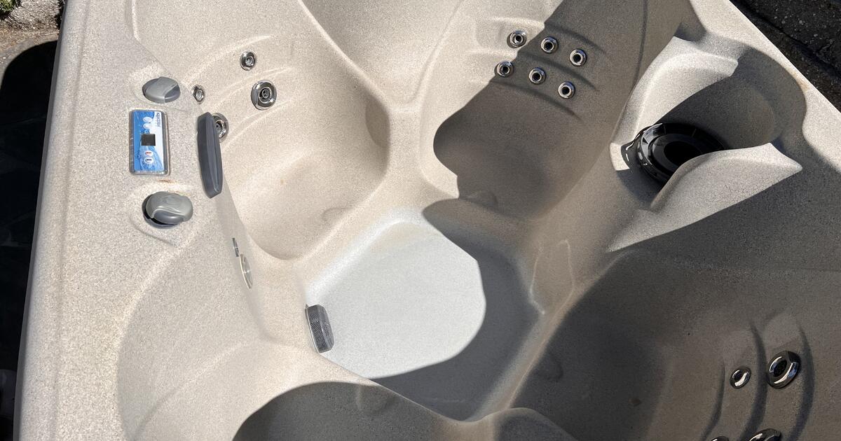 Hot Tub for Sale for 500 in Lafayette, CA Finds — Nextdoor