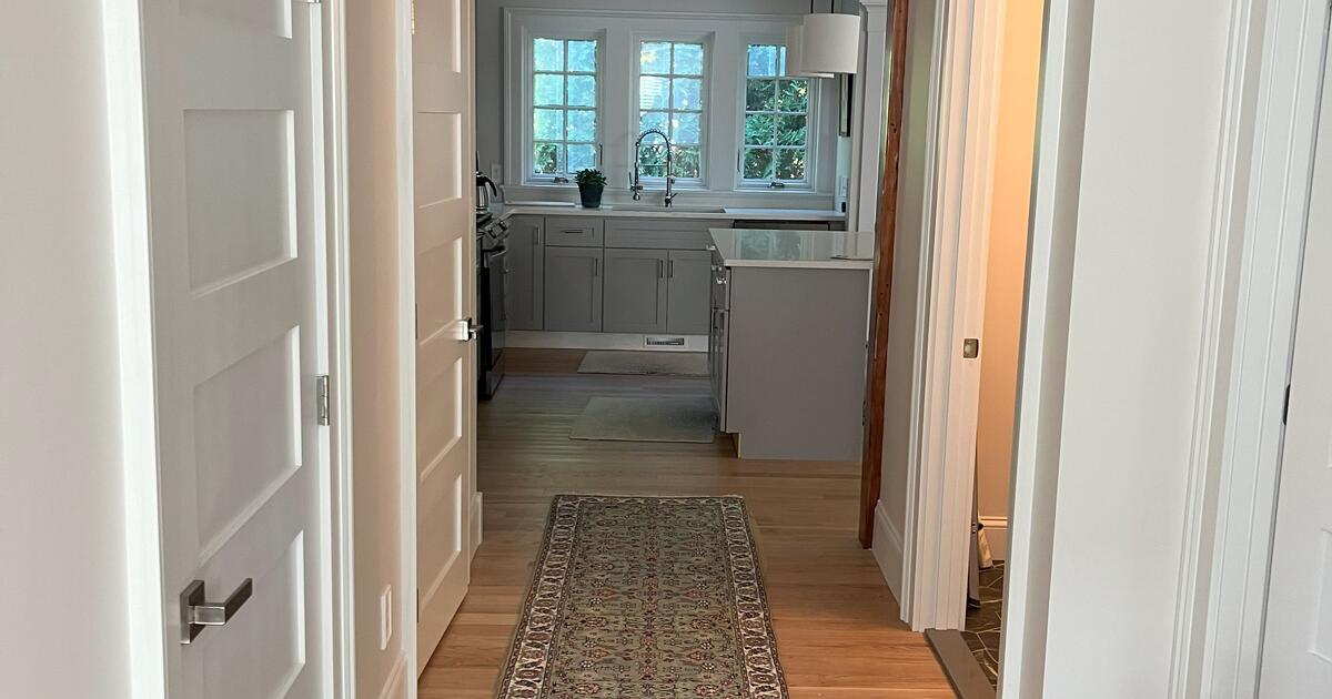 3br 2.5bath house on Elm Street near Padanaram for 3195 in South