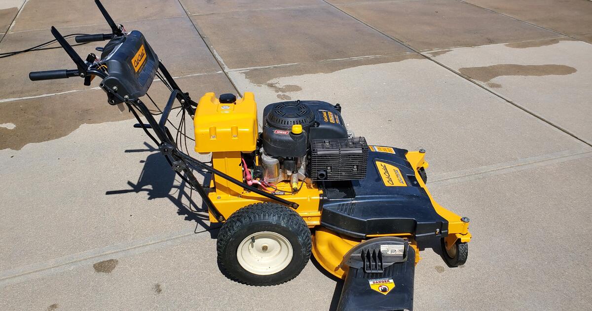 Cub Cadet 33" Walk Behind Mower for 400 in Elkhorn, NE For Sale